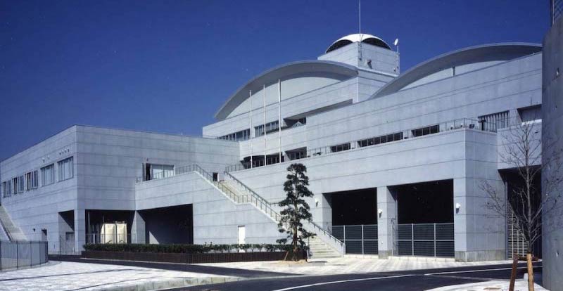 尾道市立因島図書館の外観