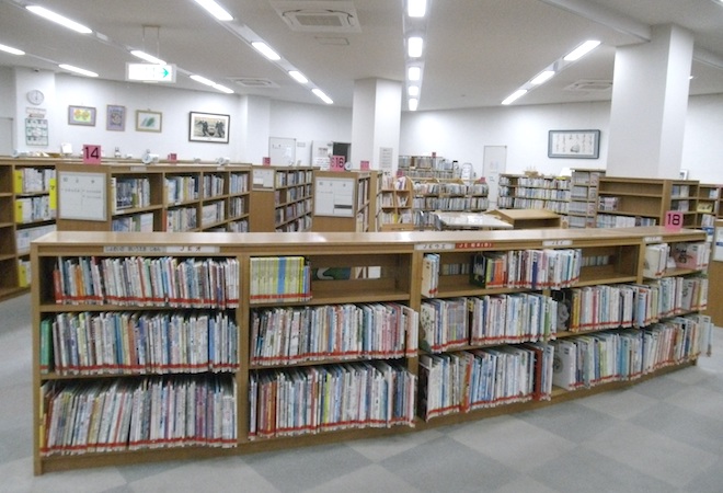 児童図書コーナー