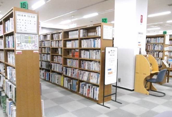 一般図書コーナー